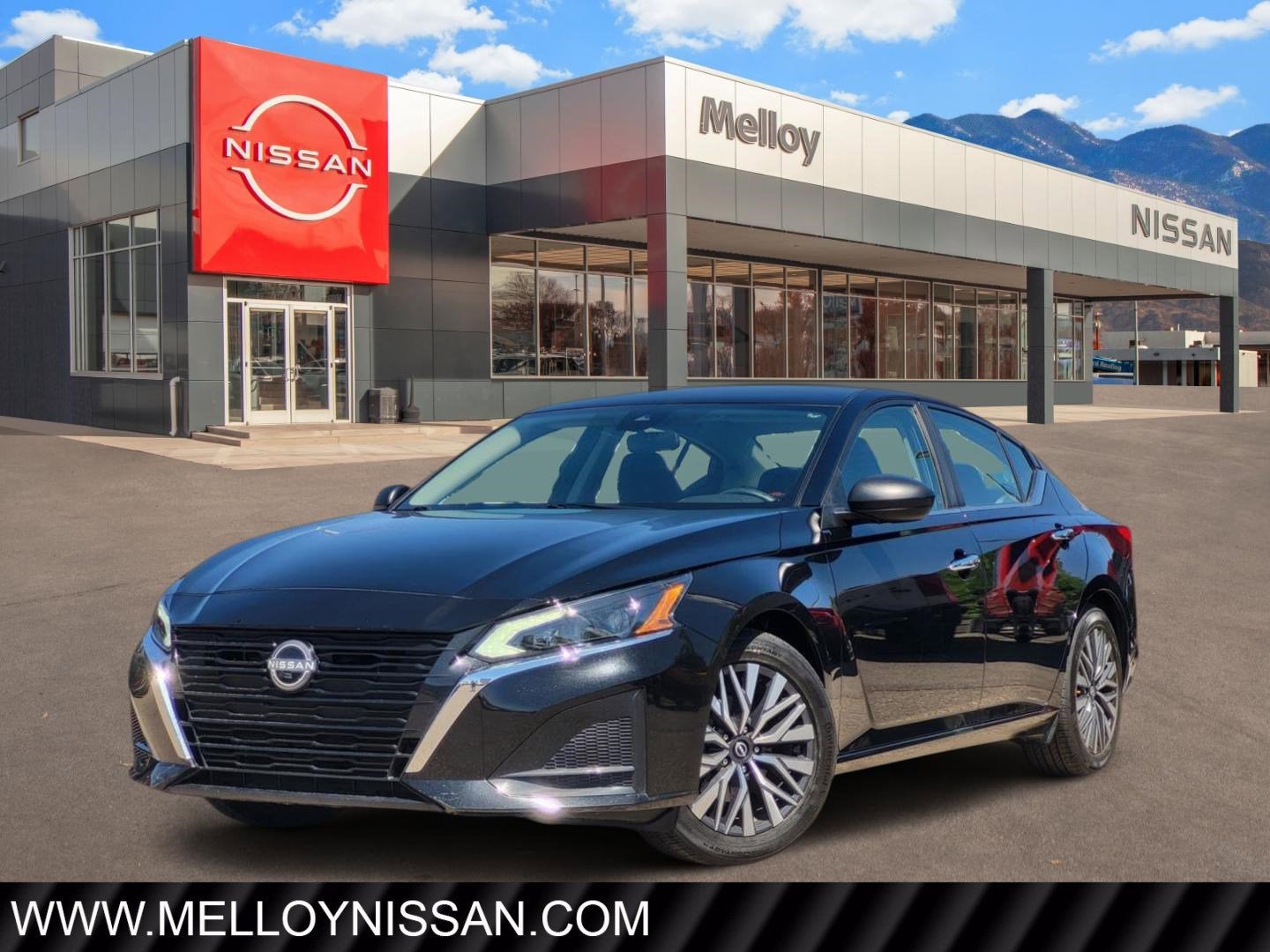 2024 Nissan Altima 2.5 SV in Super Black — front three-quarter view